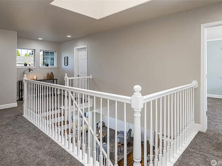 7909 NE 184th St — Photo 7