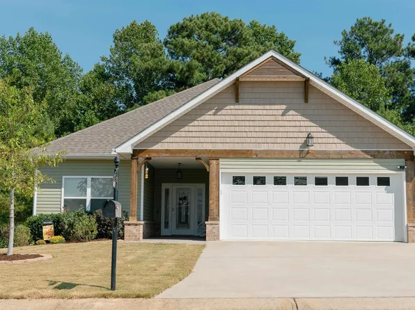 166 Sunset Ln, Jemison, AL 35085