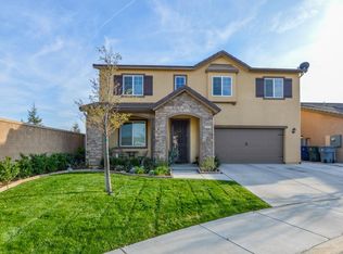 3042 Celeste Ave, Clovis, CA 93619