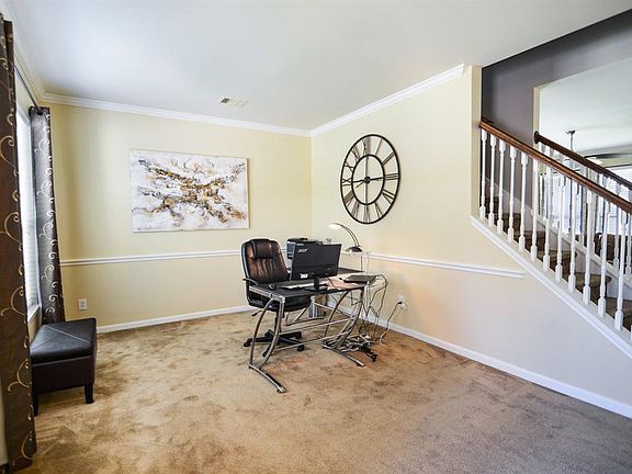 3rd image of 4204 Brazos Bend Dr