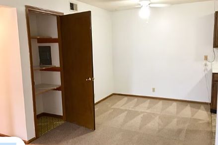 3rd image of 3400 Balboa Ln APT 14