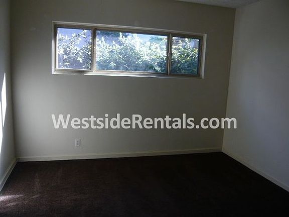 3rd image of 1411 Santo Domingo Ave