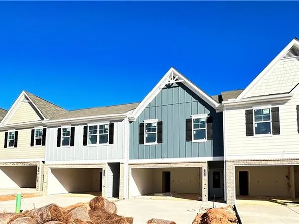 11640 Mendenhall Ct, Hampton, GA 30228
