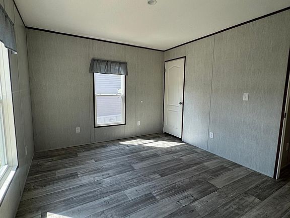 5th image of 2395 N Woodland Blvd #130-126-120