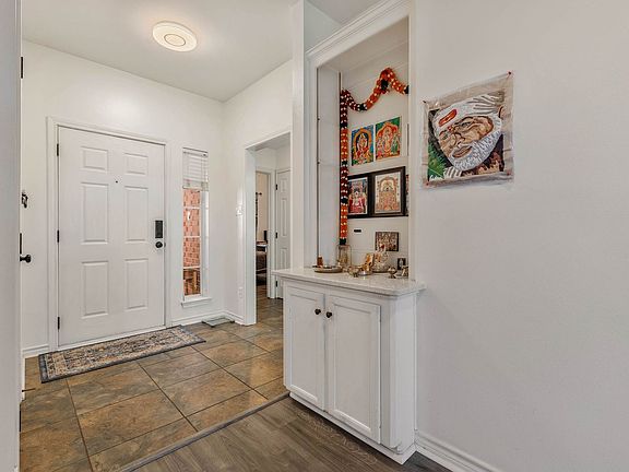 3rd image of 3206 Neuburg Ct
