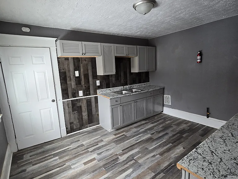 7608 Lawnview Ave #2 — Photo 3