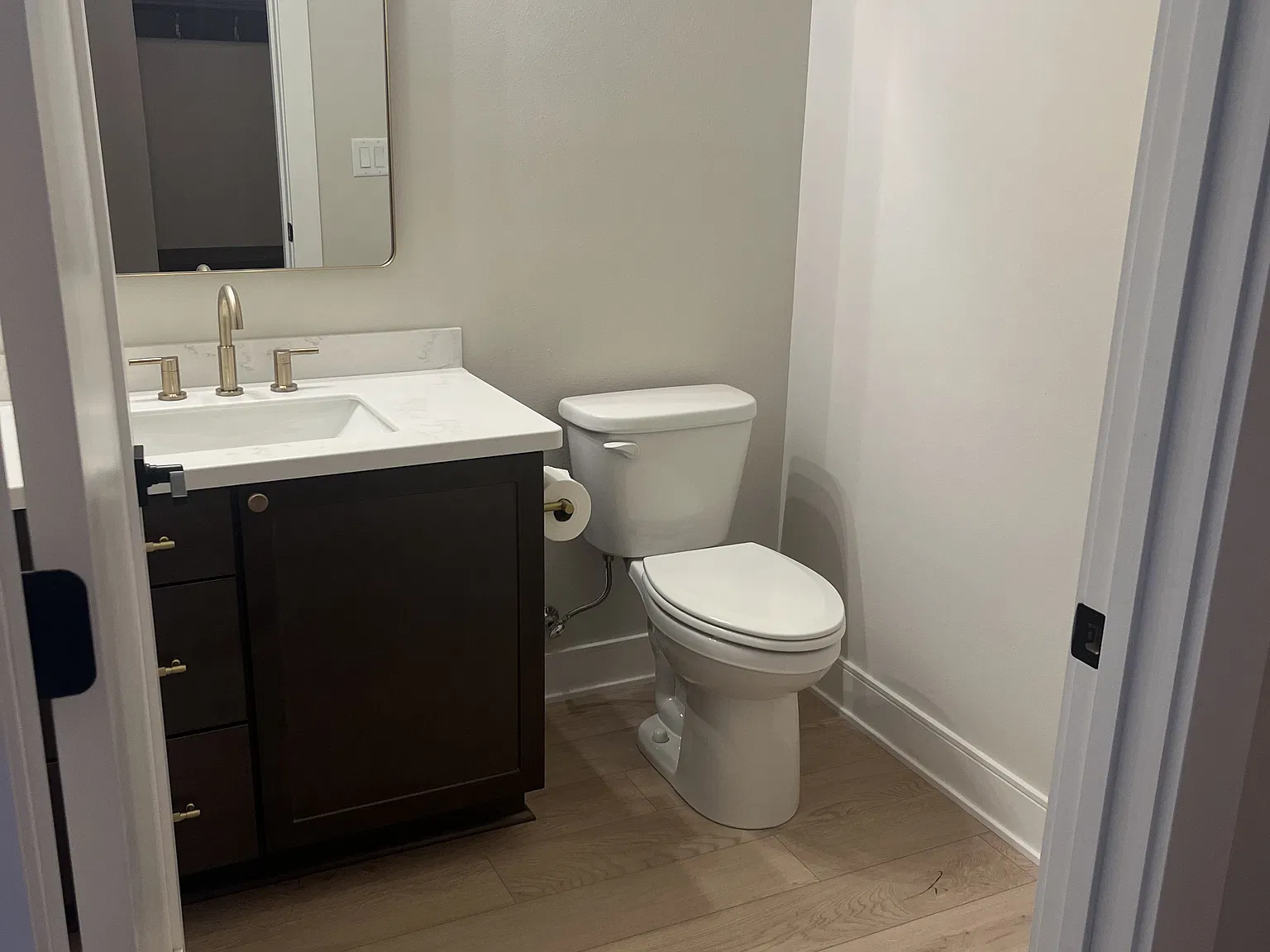 3 bed, 2.5 bath, 2317 sqft, $4,000 — Photo 4