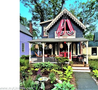 1 Cottage Park, Oak Bluffs, MA, 02557