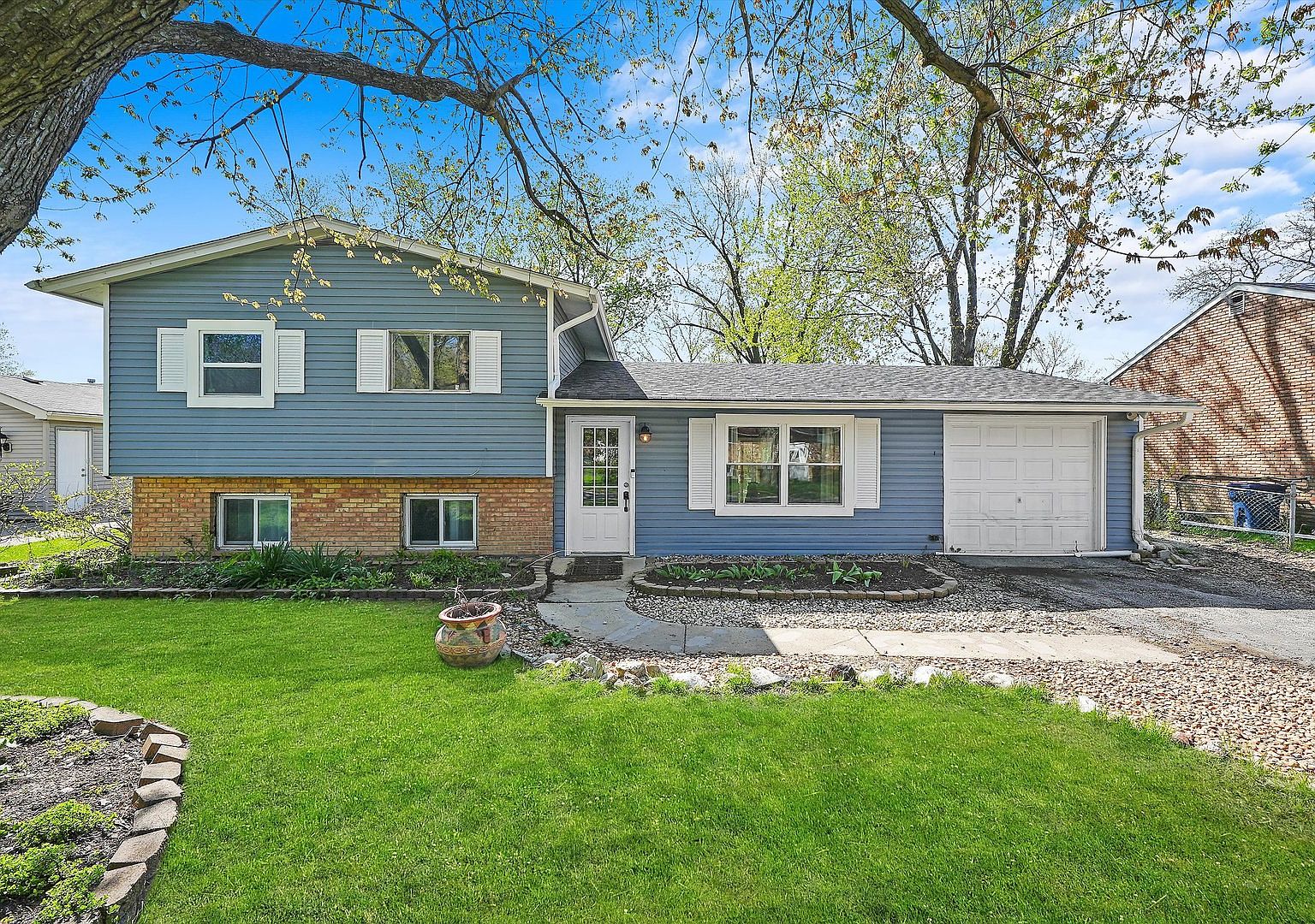 176 Oxford Rd, Bolingbrook, IL 60440 Zillow