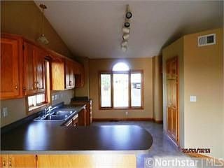 4th image of 23298 Ivywood St NW