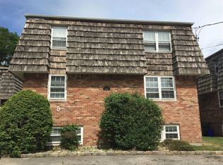 10 Inwood Rd #B, Pt Washington, NY 11050