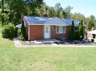 530 Scenery Dr, Elizabeth, PA