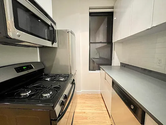 Rented by REAL New York | media 22