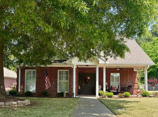 99 Grandwood Ln, Scottsboro, AL 35769