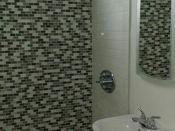 5th image of 2025 Cheremoya Ave