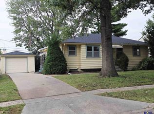 5326 N St, Lincoln, NE 68510