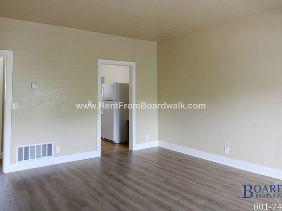 4th image of 2830 S Patricia Dr APT 7