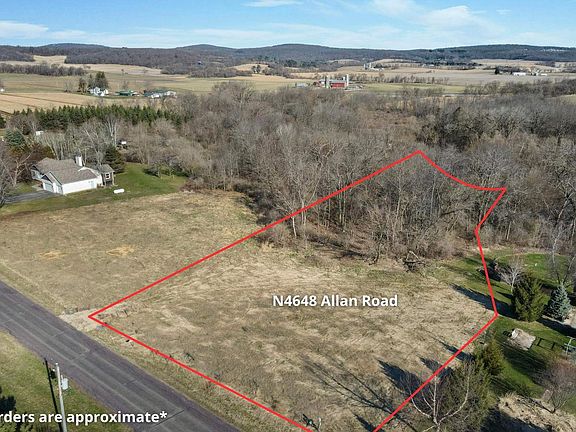 4th image of N4648 Allan Road #1