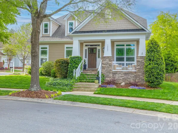 18003 Northport Dr, Cornelius, NC 28031