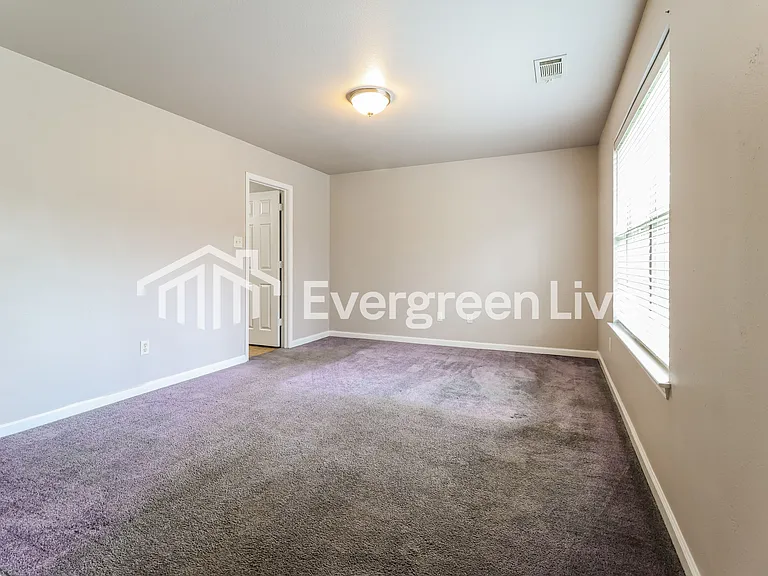 13913 Magnolia Glen Dr — Photo 7