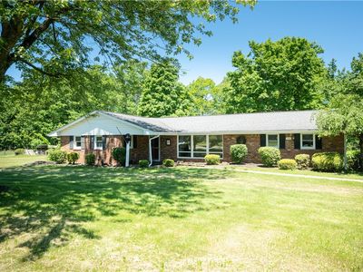 126 Lapeer Dr, Beaver Falls, PA, 15010