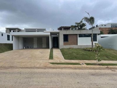 235 Main St, Guaynabo, PR, 00969