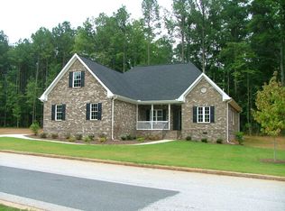 100 Hidden Cove Dr, Bogart, GA 30622