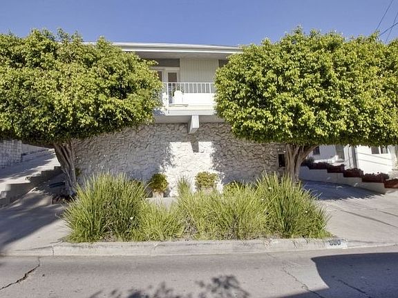 3rd image of 600 W Avenue 46