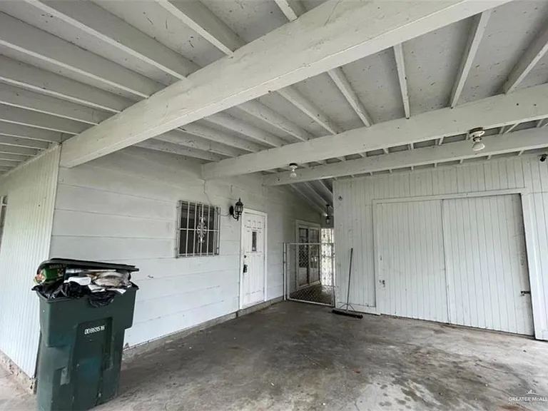1822 E Madison Ave — Photo 15
