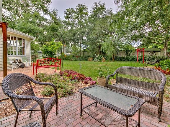2nd image of 5932 Windwood Dr