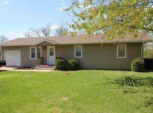 575 N White Oak Rd, Marshfield, MO 65706