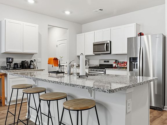 5th image of 7085 Scotlyn Way