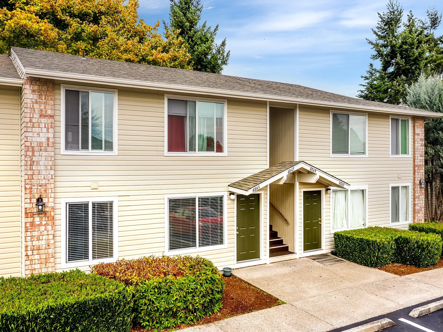 Cheryl Lynn Apartments — Photo 3