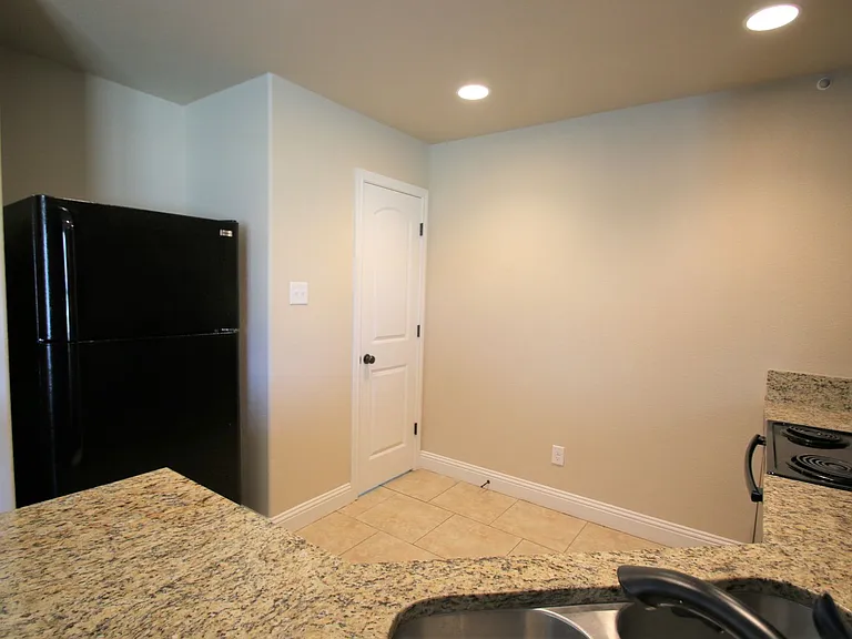 131 Sunburst Ct — Photo 7