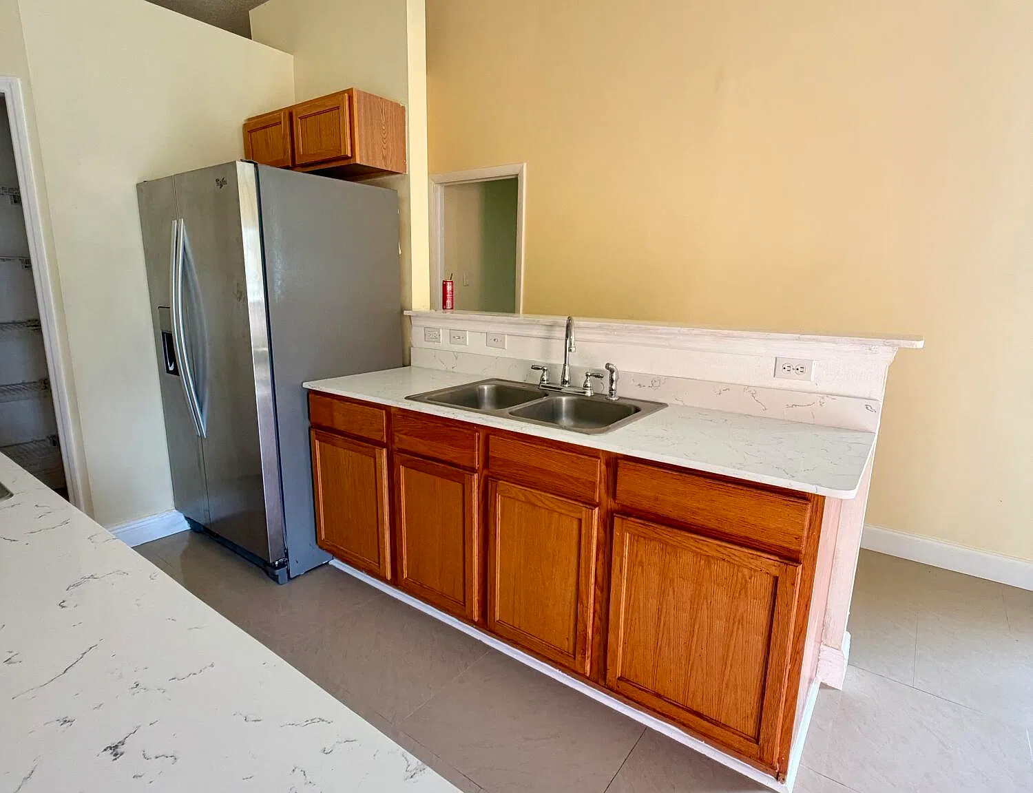 3 bed, 2.0 bath, 2047 sqft, $2,500 — Photo 1