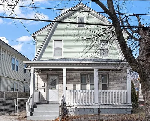 71 Marion Ave N #1A-1C Photo 1