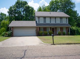 2615 Teakwood Ln, Tupelo, MS 38801