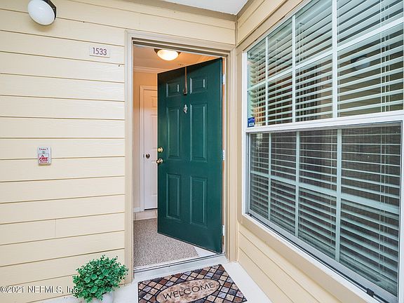 3rd image of 7800 Point Meadows Dr APT 1533