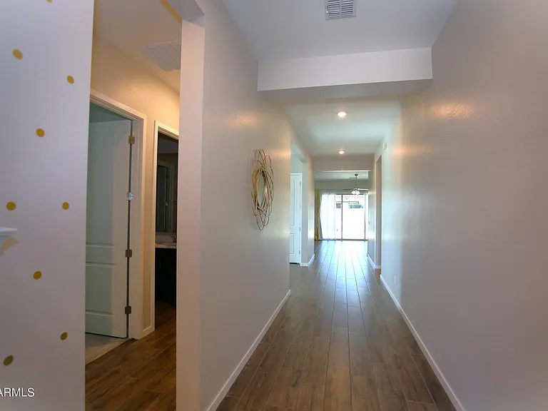 1201 E Cherrywood Pl — Photo 7