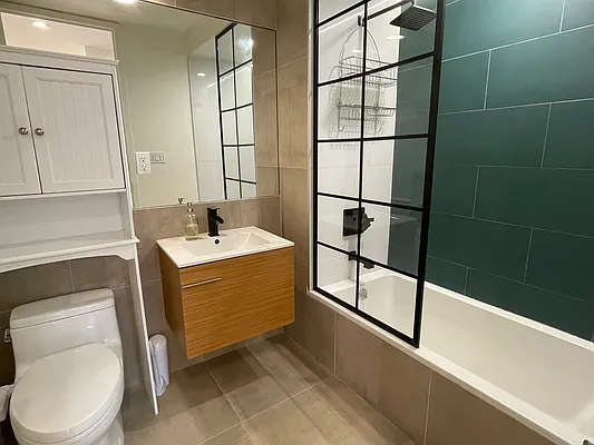 Rented by Realty Collective | media 5