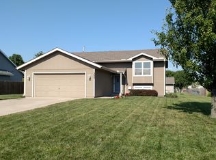 3625 SE Peck Rd, Topeka, KS 66605