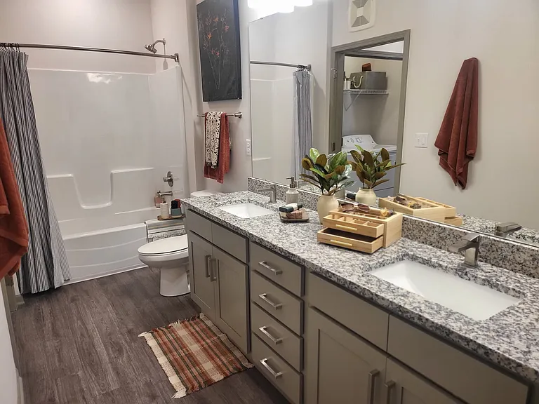 Treadway at New Trails Apartments — Photo 25