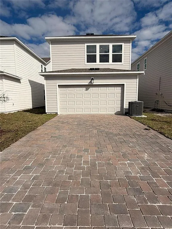 3 bed, 2.5 bath, 1782 sqft, $2,400 — Photo 2