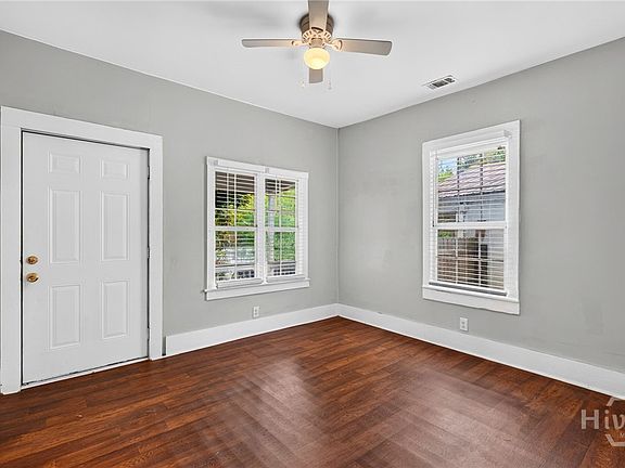 4th image of 120 Ferrill Street