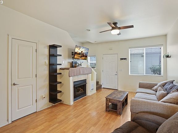 4th image of 5264 NE 121st Ave APT 82L
