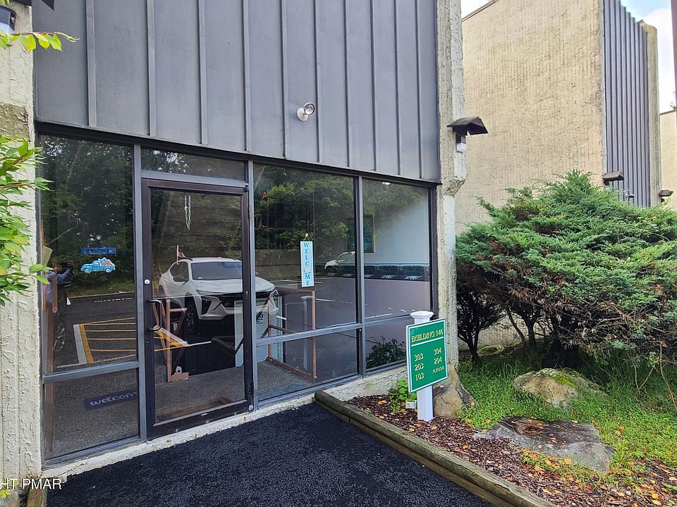 1st image of 146 Foxfire Dr APT 203