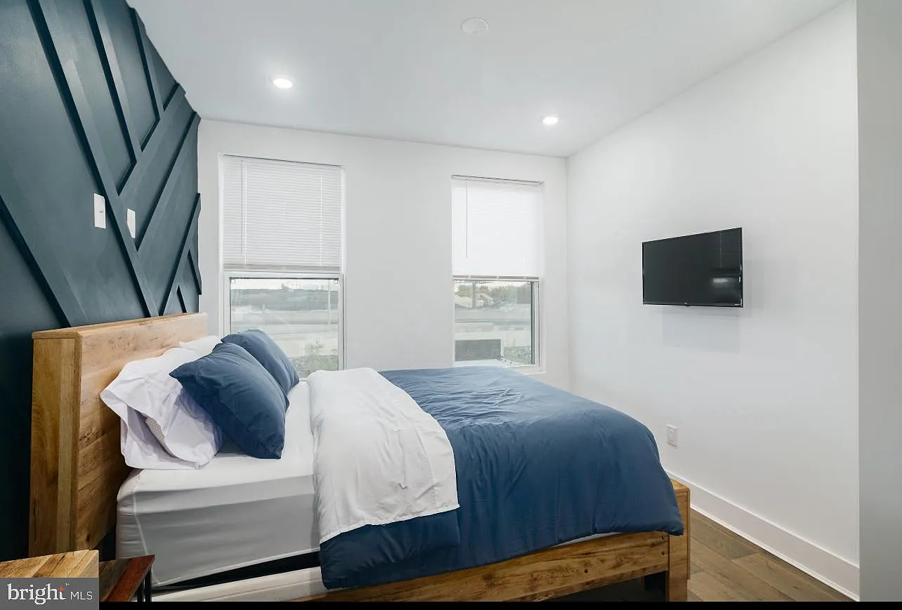 2 bed, 1710 sqft, $1,800 — Photo 2