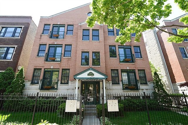 1st image of 849 W Lakeside Pl APT 1E