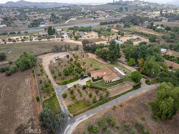 5th image of 30136 Rolling Hills Dr