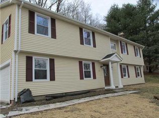 22 Princess Wenonah Dr, Shelton, CT 06484